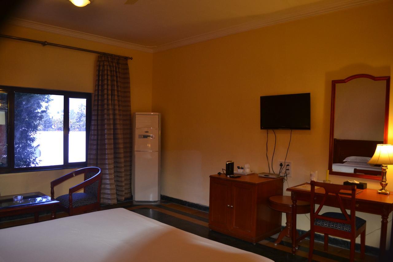 The Royal Residency Hotel Бодх Гая Екстериор снимка