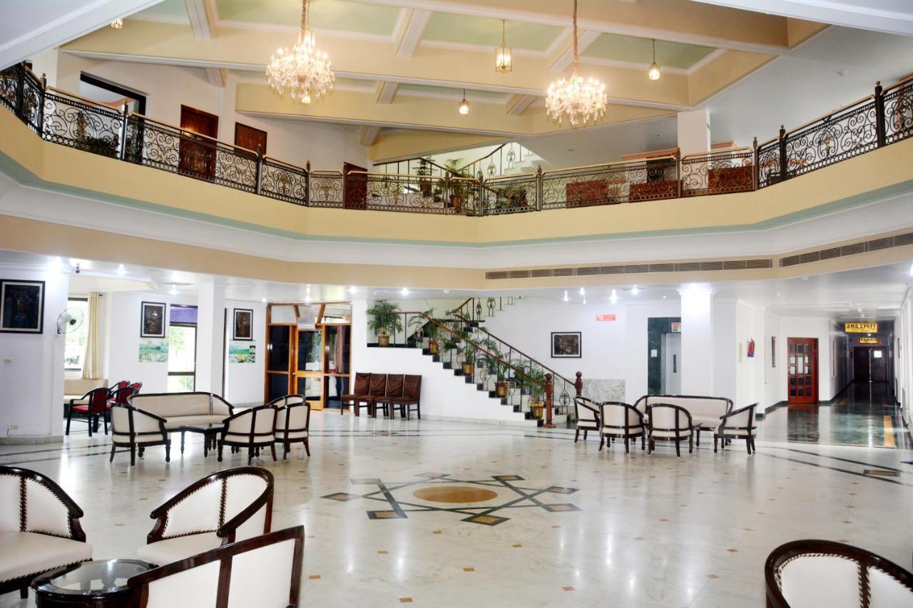 The Royal Residency Hotel Бодх Гая Екстериор снимка