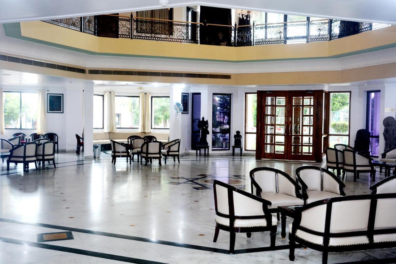 The Royal Residency Hotel Бодх Гая Екстериор снимка